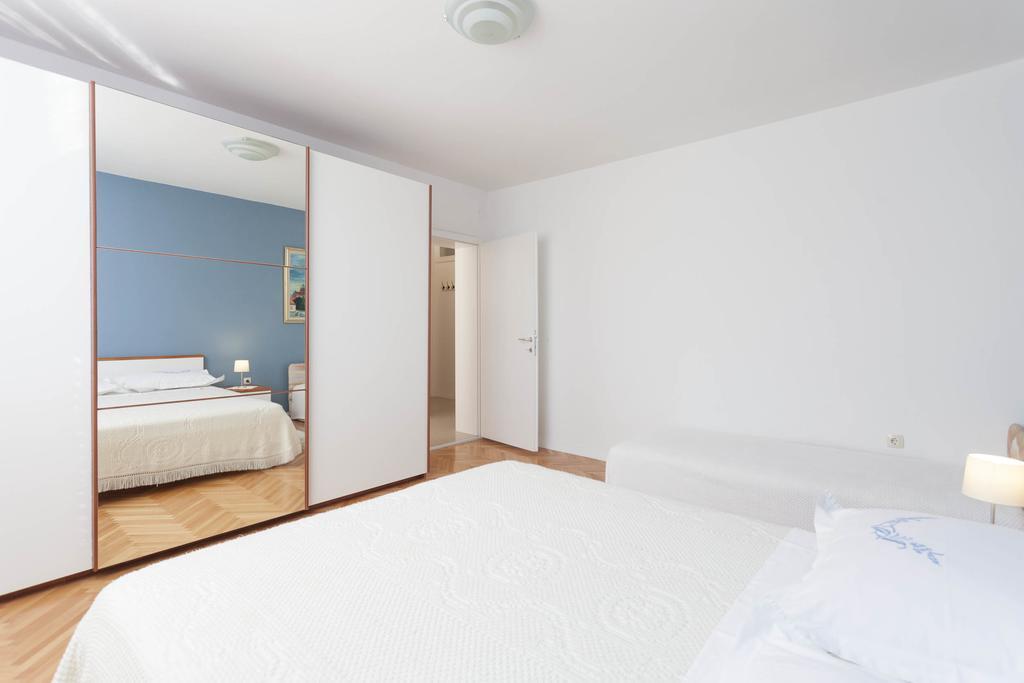 Apartment Nena & Petar Makarska Exteriör bild