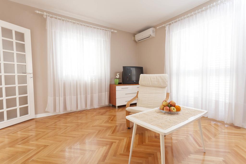 Apartment Nena & Petar Makarska Exteriör bild