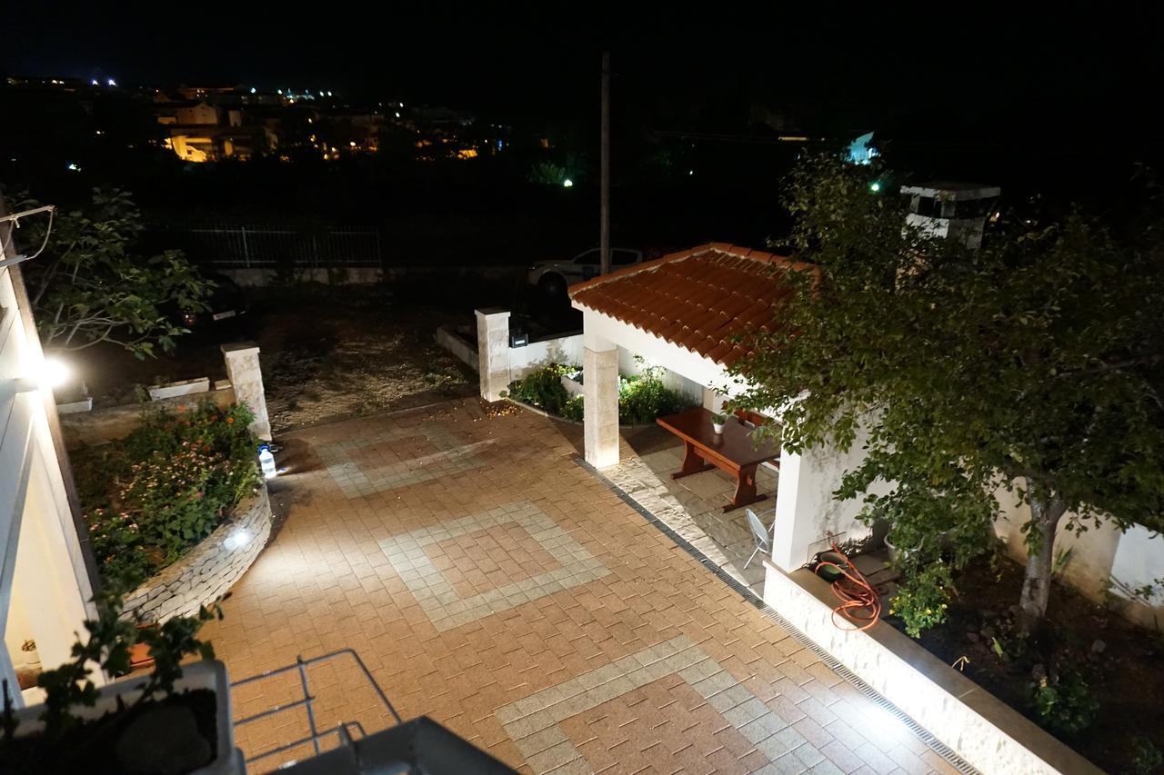 Apartment Nena & Petar Makarska Exteriör bild